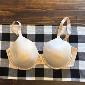 Vanity Fair Full-Figure Contour Bra 36DD